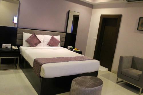 Hotel Regenta Resort Bhuj