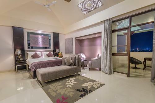 Hotel Regenta Resort Bhuj