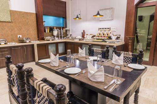Hotel Regenta Resort Bhuj