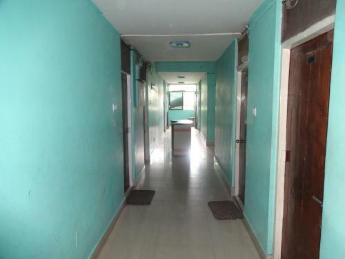 Ajatsatru Hotel