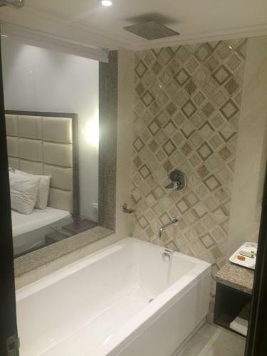 Hotel Shiva Oasis Resort