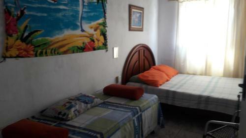 Apartamento Kitnet No 1� Piso, A 300m Da Praia Do Morro