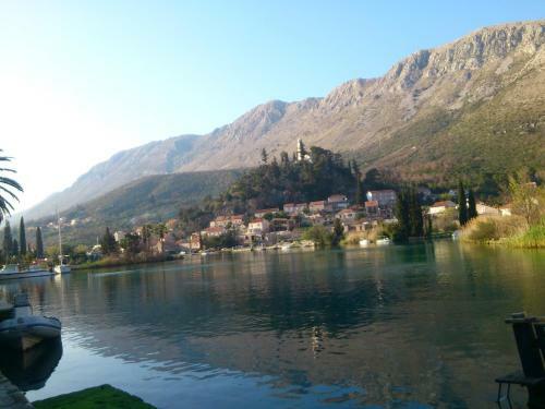 Hostal Guesthouse Zeko Rozat