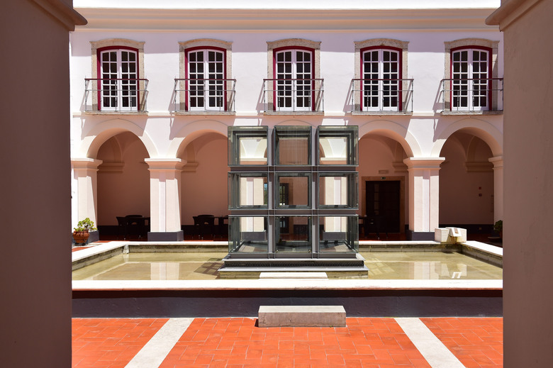 Hotel Pousada Alc�cer Do Sal - D.alfonso II