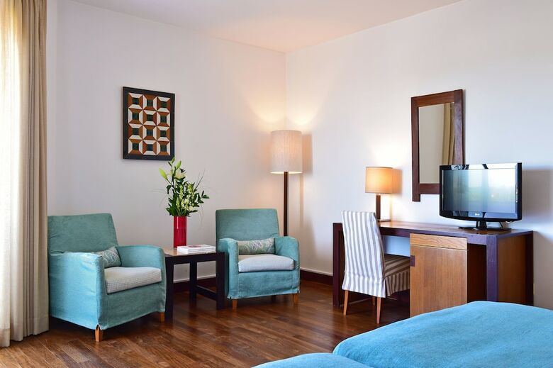 Hotel Pousada Alc�cer Do Sal - D.alfonso II
