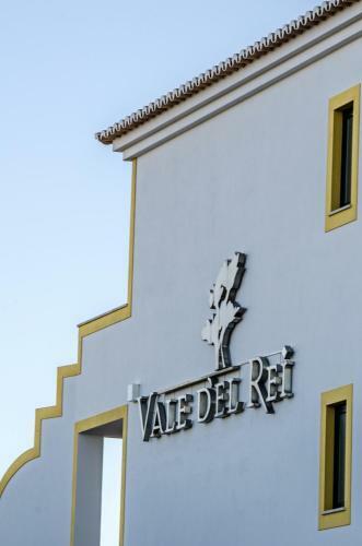 Vale D'el Rei Hotel & Villas
