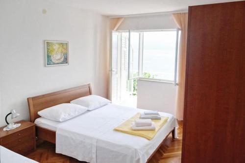 Apartments By The Sea Zavode (omis) - 1048