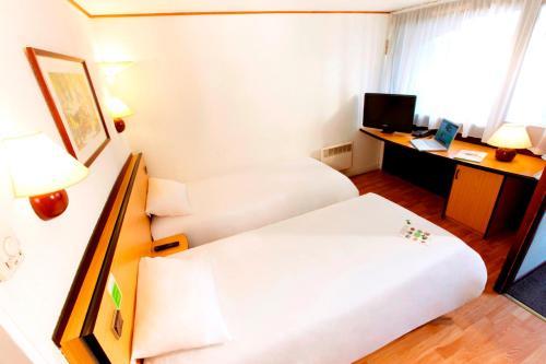 Hotel Campanile Epernay - Dizy 51530
