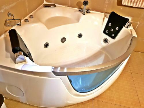 Hostal Yambi Guesthouse