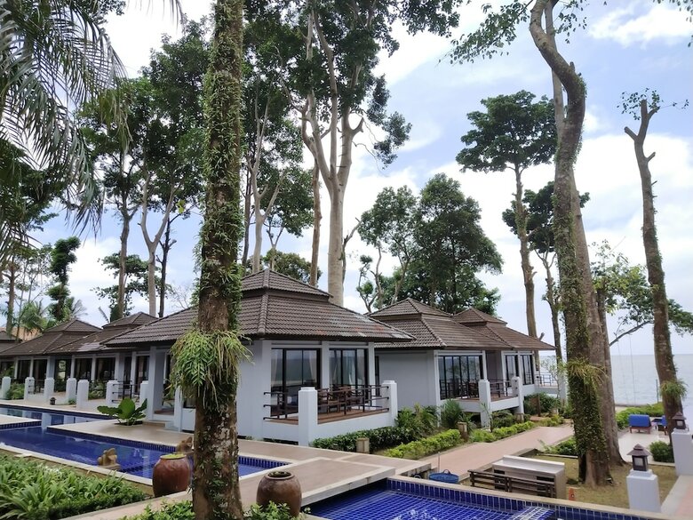 Hotel Chang Buri Resort And Spa