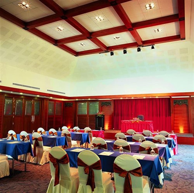 Hotel Chang Buri Resort And Spa