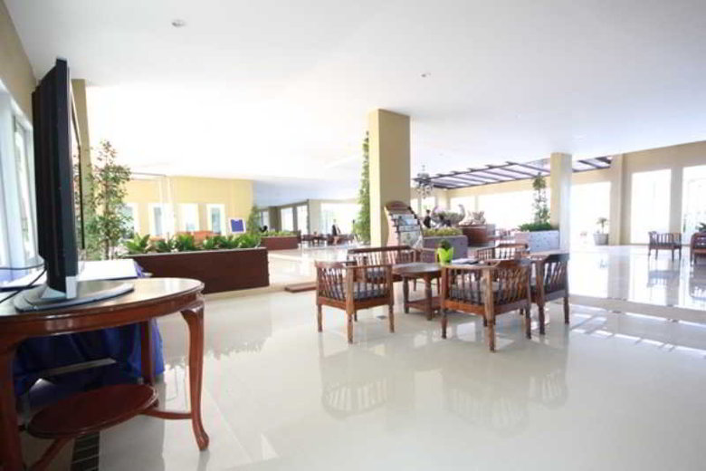 Hotel Phala Cliff Beach Resort