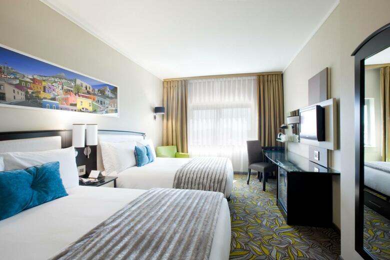Hotel Southern Sun Waterfront