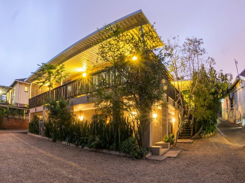 Hostal Mackaya Bella Guest House