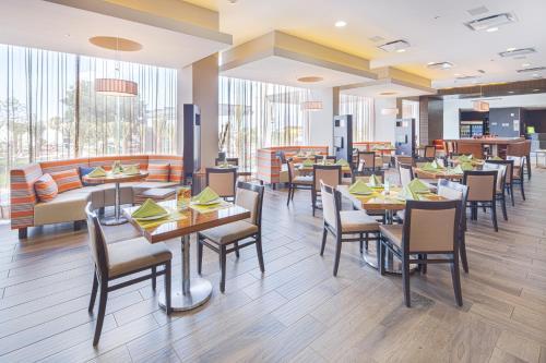 Hotel Courtyard By Marriott Saltillo