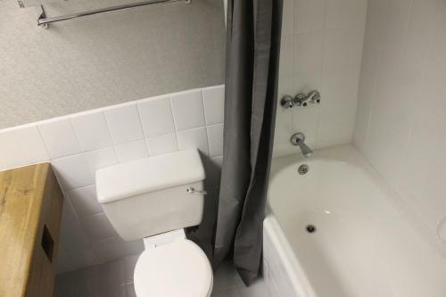 Wilderness Beach Hotel