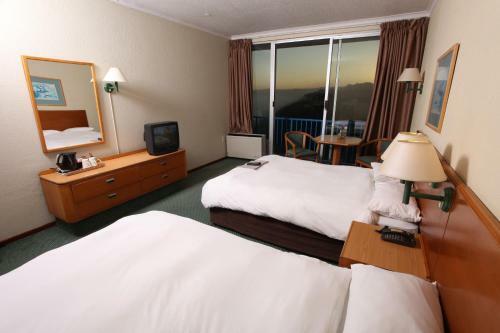 Wilderness Beach Hotel