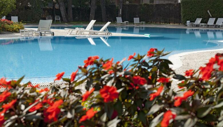 Hotel Bristol Buja