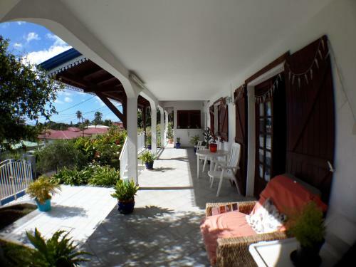 Hostal Chambres Bougainvilliers Vue Mer