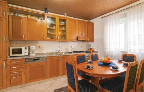 Apartment Poljicka Cesta-golubinka II
