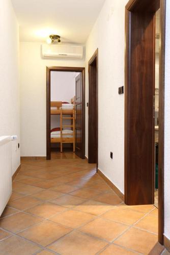 Apartment Duce 10303a