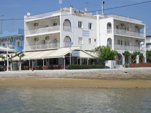 Hostal Glaros Studios