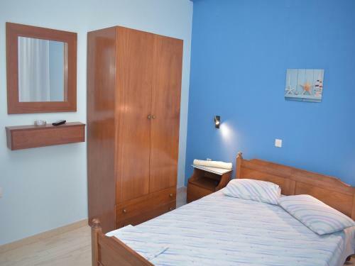 Ainalis Apartments