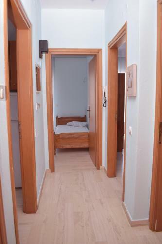 Ainalis Apartments