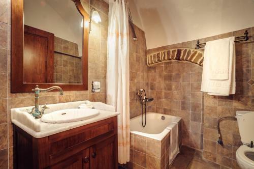 Mouzaliko Traditional Hotel