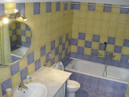 Hostal Agiazi