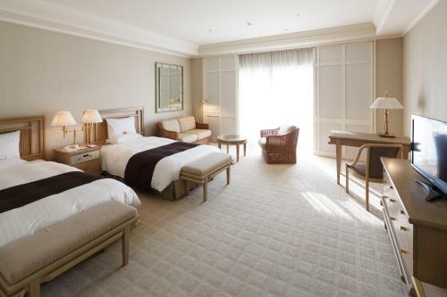 Okura Akademia Park Hotel