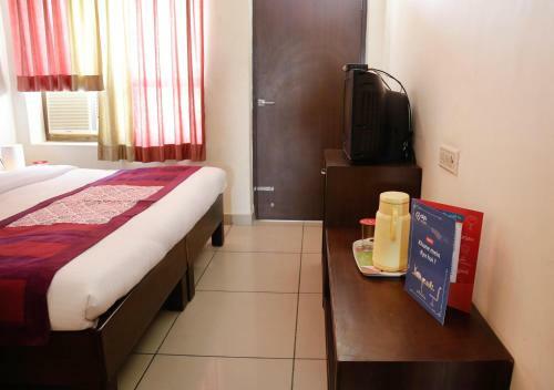 Oyo 16382 Hotel Sinjara