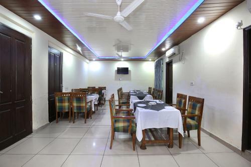 Oyo 1732 Hotel The Days Inn
