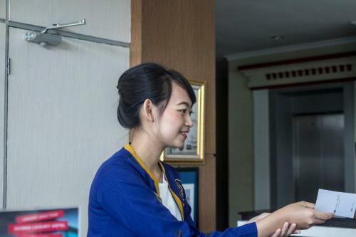 Asoka Luxury Hotel