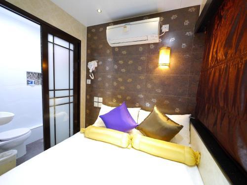 Hotel New International Guest House