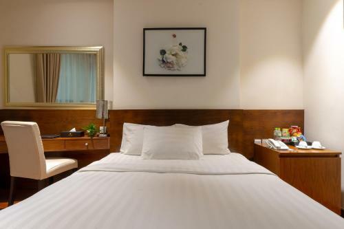 My Hotel Universal Hanoi