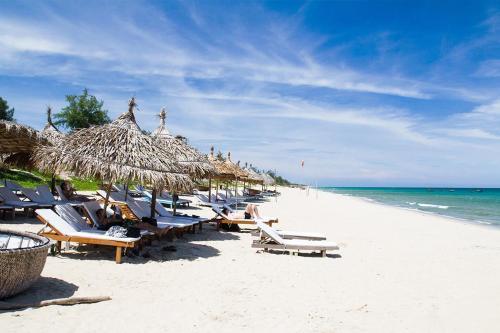 An Bang Sunrise Beach Bungalow