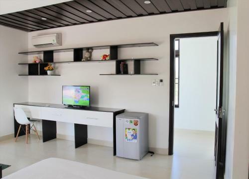 Huong My Beach Homestay