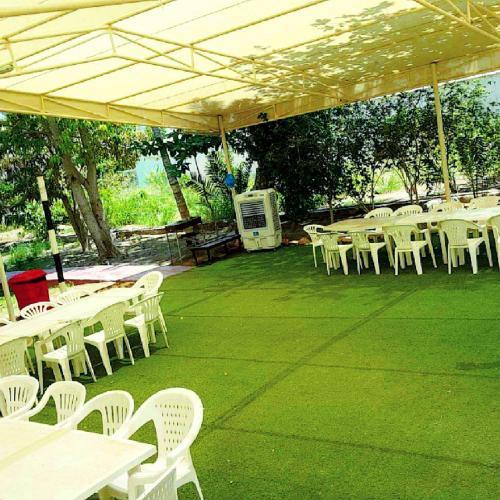 Esterahat Al Faisal ( Farm House)