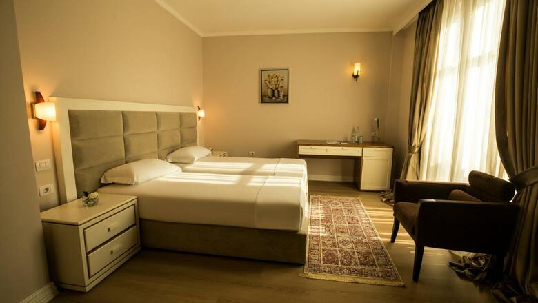 Royal Hill Hotel