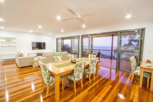 Sunrise At 1770 Holidays