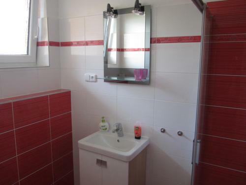 Hostal Guest House Krpole