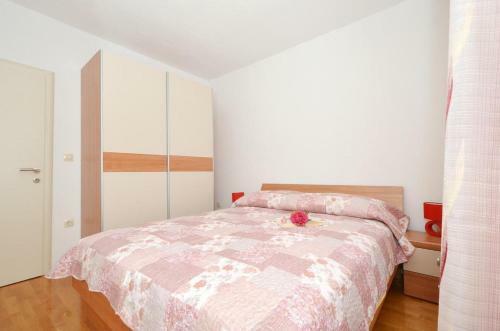Hostal Apartment Arbanija 5228f