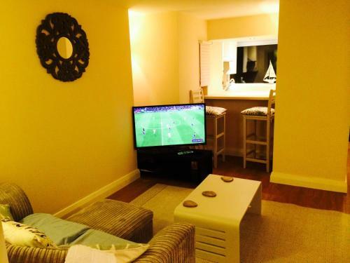Superb Cintra Beachside Apartments