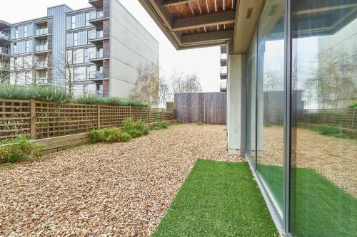 Vizion Serviced Apartments - Shortstay Mk