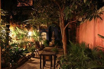 Hotel H�tel Le Ryad Marseille