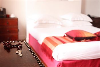 Hotel H�tel Le Ryad Marseille