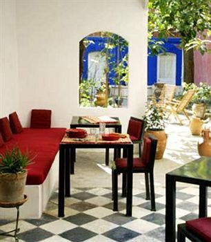 Hotel H�tel Le Ryad Marseille