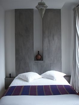 Hotel H�tel Le Ryad Marseille