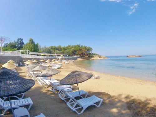 Rainbow Bay Ozdere Beach Hotel